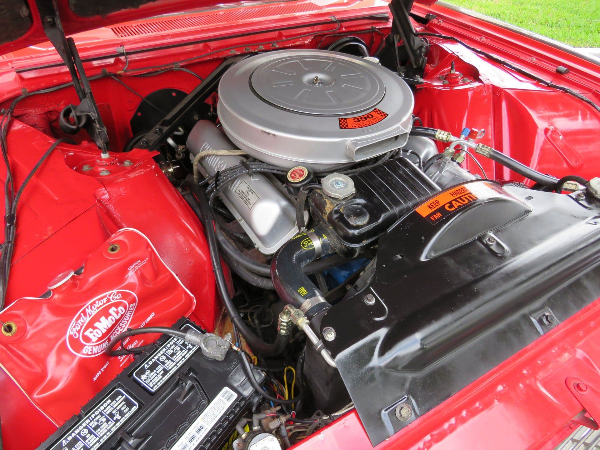 1961 Ford Thunderbird - Image 12